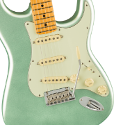 Fender American Professional II Stratocaster®, Maple Fingerboard, Mystic Surf Green