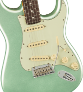 Fender American Professional II Stratocaster®, Rosewood Fingerboard, Mystic Surf Green