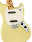 Fender Player II Mustang, Maple Fingerboard, Hialeah Yellow