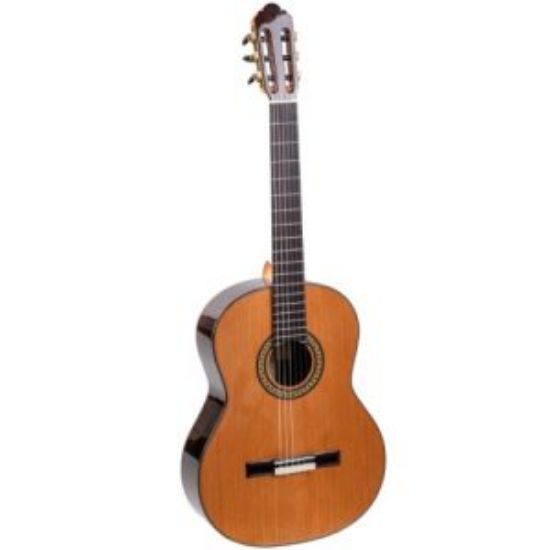 Maravilla M30 7/8 Cedar top