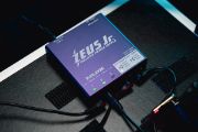 NUX ZEUS JR POWER SUPPLY